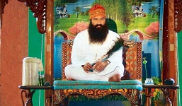 Đạo sư Ấn Độ bắt 400 tín đồ 'tự cung' để được gần thánh thần