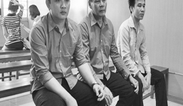 Bố lôi kéo cả con trai, con dâu lừa đảo... hàng loạt nhà chùa