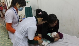 Khởi tố em rể đâm chết chị vợ, chém cháu 6 tháng tuổi trọng thương