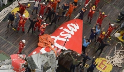 Tìm thấy hộp đen máy bay AirAsia QZ8501
