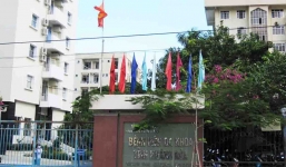 Vụ con tử vong, mẹ bị cắt tử cung: Bệnh viện giải thích quanh co