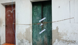 Đôi nam nữ ôm nhau chết trong phòng trọ: Tự tử vì bị ngăn cấm?