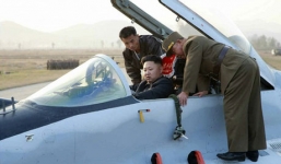 Kim Jong-un hứa xây rạp chiếu phim cho Không quân Triều Tiên