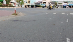 Đi vệ sinh ven đường một thanh niên bị sát hại