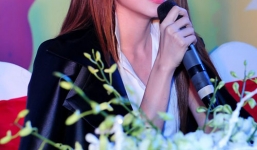 Vì sao Ngân Khánh chưa 'dám' công khai đám cưới với bạn trai Việt Kiều?