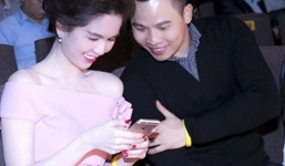 Ngọc Trinh cùng ông bầu Khắc Tiệp dính nhau như hình với bóng