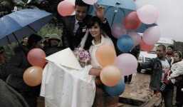 Rước dâu bằng xe bò gây xôn xao xứ Nghệ