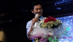 Hoài Lâm tinh nghịch quậy hết mình cùng fan Hà Nội