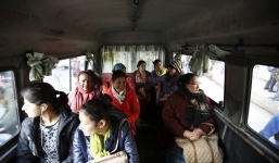 Cận cảnh xe buýt chống quấy rối tình dục ở Nepal