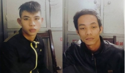 Hai đối tượng chuyên cướp túi xách phụ nữ sa lưới