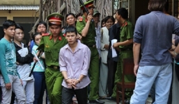 Được bé gái cho làm chuyện người lớn, nam thanh niên vướng vòng lao lý