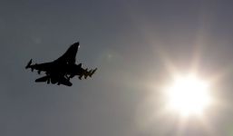 Mỹ sẽ thất thế khi giao chiến trên không với Nga