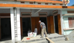 Tin lời thầy bói phán chuyện hài cốt báo oán, gia chủ đào tung nền nhà