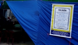 Hai anh em ruột truy đuổi, đâm hàng xóm tử vong