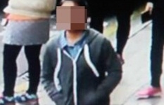 Hong Kong truy lùng 'nữ đạo chích' 12 tuổi 'cuỗm' vòng cổ hơn 99 tỉ đồng