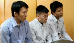 Nhờ bạn đánh hàng xóm bại liệt vì nghi quan hệ bất chính với vợ