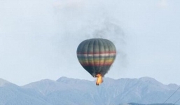 Khoảnh khắc khinh khí cầu bốc cháy khiến 11 người thiệt mạng