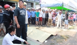 Xe tải va chạm với xe máy, người phụ nữ tử vong tại chỗ