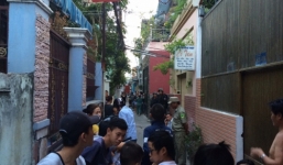 Hàng trăm cảnh sát bao vây nhà đàn em trùm ma túy Nhật “khùng”