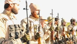 IS tung ảnh khoe biệt đội bắn tỉa mang phong cách Mỹ