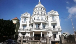 Lâu đài thiết kế theo kiểu Nhà quốc hội Mỹ của đại gia Ninh Bình