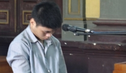 Chuốc rượu cho say mềm, về nhà xâm hại con gái bạn nhậu