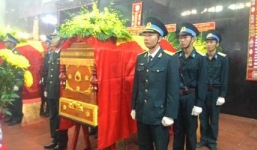Hình ảnh lễ viếng 4 chiến sĩ hy sinh trong vụ trực thăng quân sự rơi