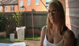 Mẹ ngoại tình với chồng của con gái