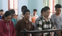 Xét xử vụ mua bán hơn 1 tỉ đồng tiền giả: Cú bắt tay bạc tỉ