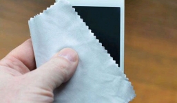 Cách xử lý khi iPhone rơi xuống nước