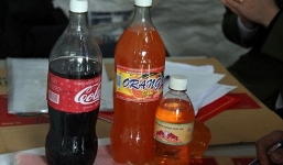 Nước ngọt siêu rẻ giá 1,500 đồng/chai