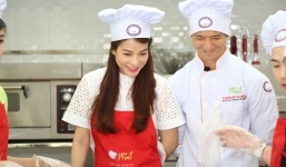 Trương Ngọc Ánh rủ Kim Lý làm mứt tết cho người nghèo 