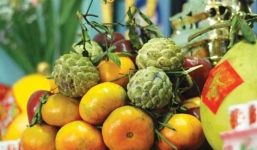 Bày mâm ngũ quả trên ban thờ ngày Tết thế nào cho đúng