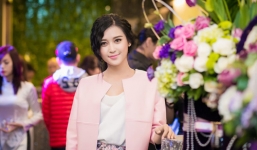 Á hậu Huyền My 'lép vế' trước dàn chân dài