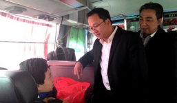 Phó thủ tướng Nguyễn Xuân Phúc kẹt xe 30 phút, GĐ Sở nhận khuyết điểm