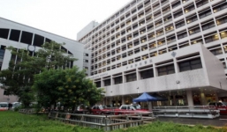 Bé gái Trung Quốc “mang thai” 2 em song sinh