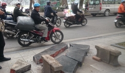 'Lộ diện' thủ phạm làm vỡ ghế đá cổ thời Lê cạnh Hồ Gươm