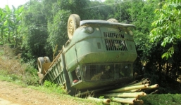 Lại tai nạn nghiêm trọng ở Thanh Hóa, 7 người thương vong