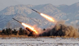 Hàn Quốc: Triều Tiên bắn liên tiếp 5 tên lửa tầm ngắn ra biển