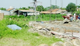 Cách chức Phó Chủ tịch huyện vì lấn chiếm đất đai