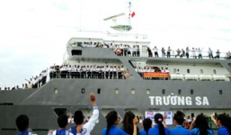 Người dân có cơ hội được ra thăm Hoàng Sa và Trường Sa