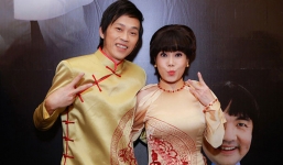 'Vợ chồng' Hoài Linh diện đồ đôi ra mắt 'quý tử' dịp Tết