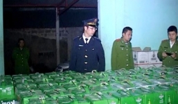 Phát hiện vụ buôn lậu hơn 700 chai rượu ngoại có giá trị “khủng”