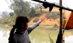 Sơn nữ vác gậy đuổi đối tượng vận chuyển 156 bánh heroin