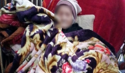 Nguyên nhân cụ bà tàn tật 95 tuổi bị bê ra đường trong đêm mưa rét