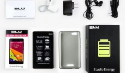 Smartphone thương hiệu Mỹ có pin 5000 mAH lên kệ với giá rẻ đến khó tin