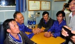 Tàu cá mắc cạn ở Hoàng Sa: Đến ngư trường thì bị “tàu lạ” đuổi chạy