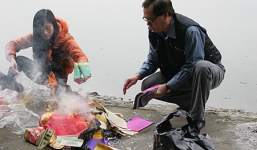 Sai lầm khi hóa vàng ngày Tết