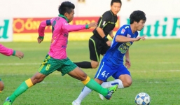 HLV nói gì khi Công Phượng sút 3 quả penalty