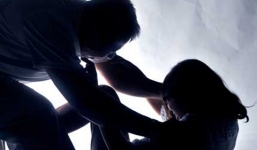 Tung tin đã 'lên giường' với hàng xóm vì một mâu thuẫn nhỏ